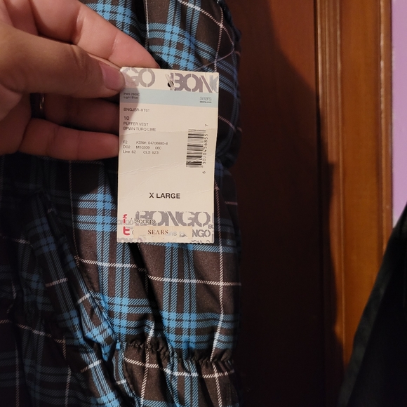 Vest - Picture 2 of 2